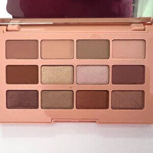 Laura Geller Eyeshadow Palette:  Rose & Taupe Collection